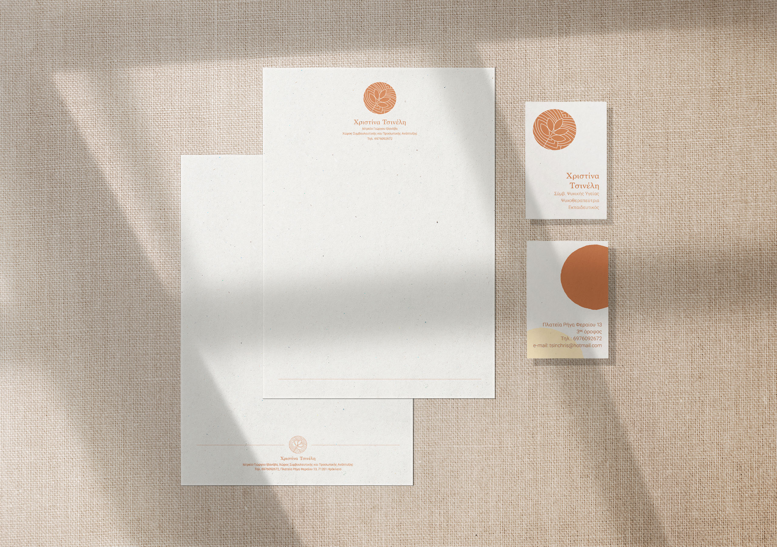 Briefpapier und Visitenkarten